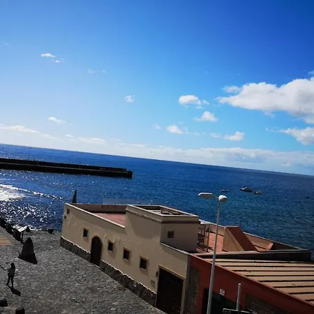 Red Mountain And The Sea * エル・メダノ